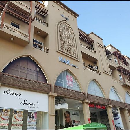Hak Mall Suites And Apartments Rawalpindi Ngoại thất bức ảnh